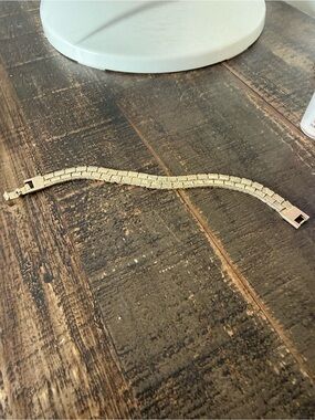Gold-Tone Textured Link Bracelet for Women
